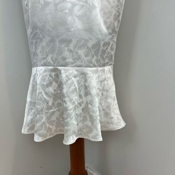 Pretty Darling Size 8 White Floral Detail Drape Jaquard Midi Bridal Dress Event - Picture 6 of 15